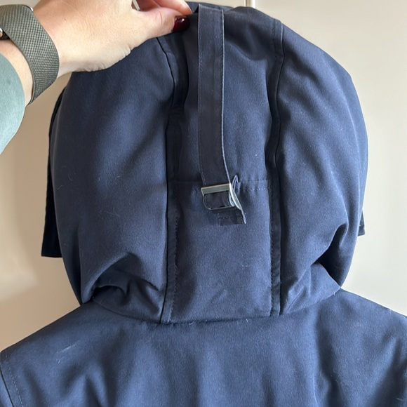 Canada Goose Navy Parka - Picture 6 of 11